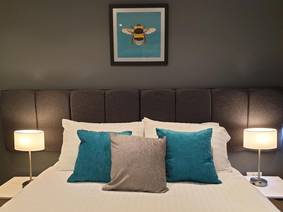 The Spires Serviced Apartments Кардиф Екстериор снимка