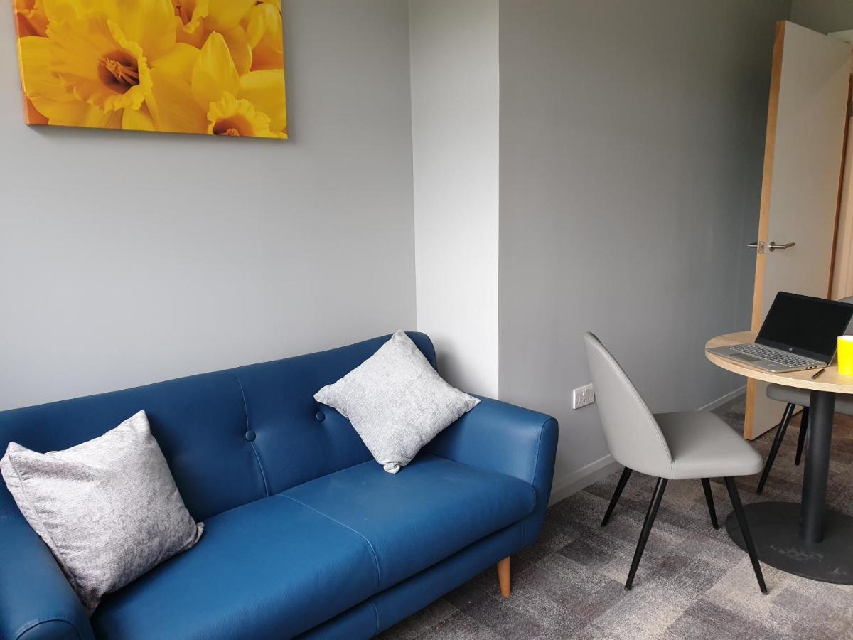 The Spires Serviced Apartments Кардиф Екстериор снимка