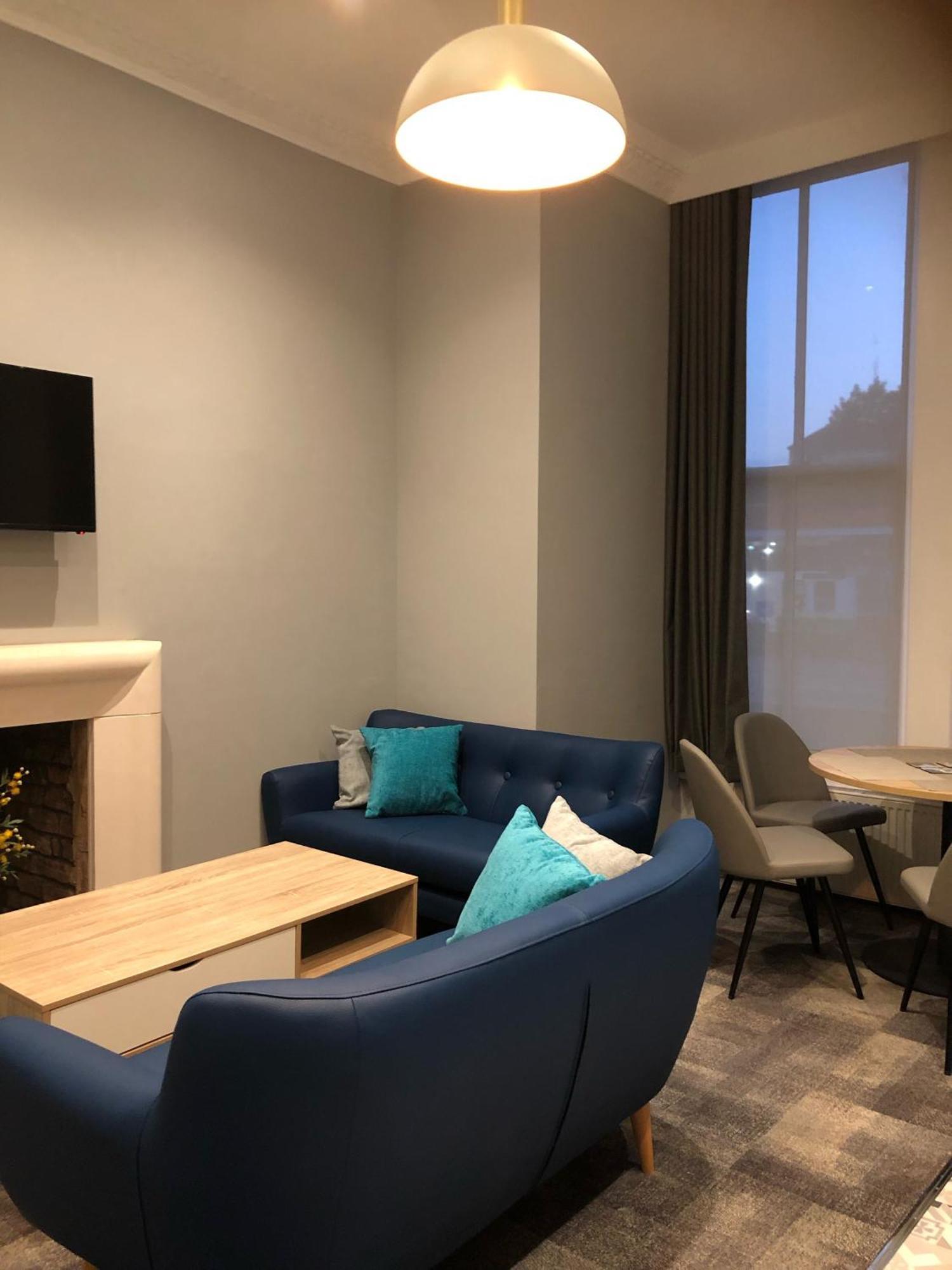The Spires Serviced Apartments Кардиф Екстериор снимка